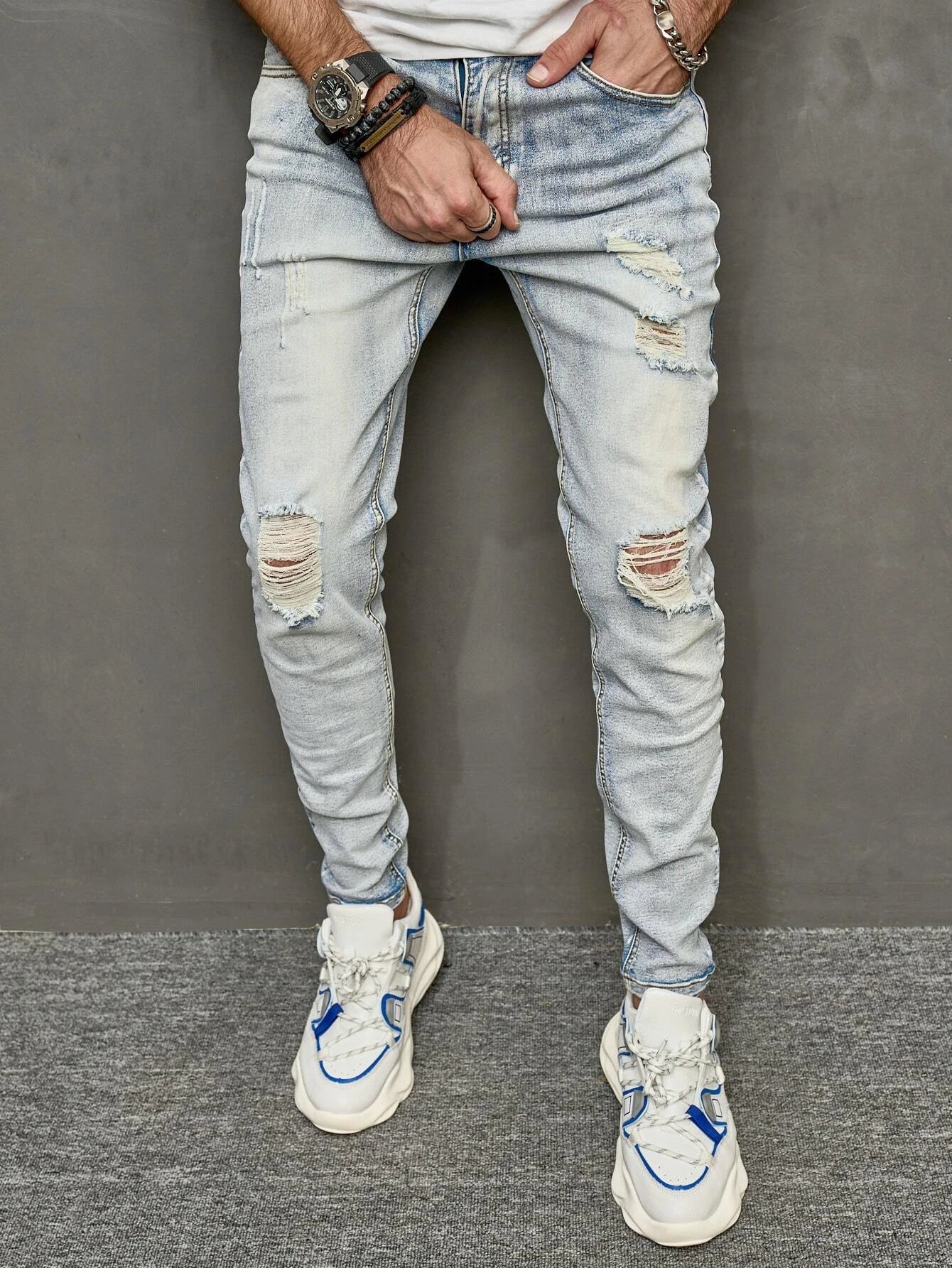 Manfinity LEGND Men Cotton Ripped Skinny Jeans