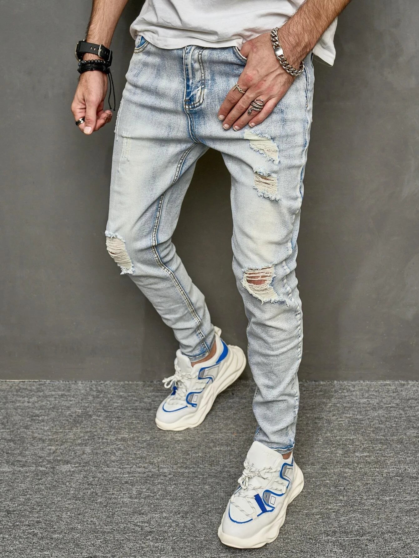 Manfinity LEGND Men Cotton Ripped Skinny Jeans